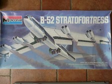 Maquette Avion 1/72 MONOGRAM Ref 8292 B-52 Stratofortress (décalques HS)