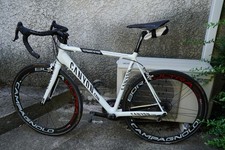 Vélo course canyon - de,