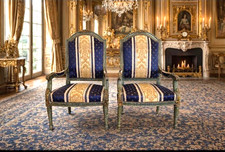 UN OU DEUX MAJESTUEUX