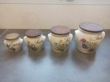 Lot de 4 pots à épices