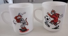 2 ANCIENNES TASSES MUG ESSO