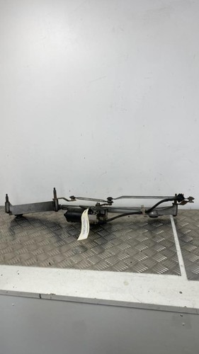 Moteur essuie glace avant