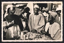 CPA Dakar, Au marché Kermel