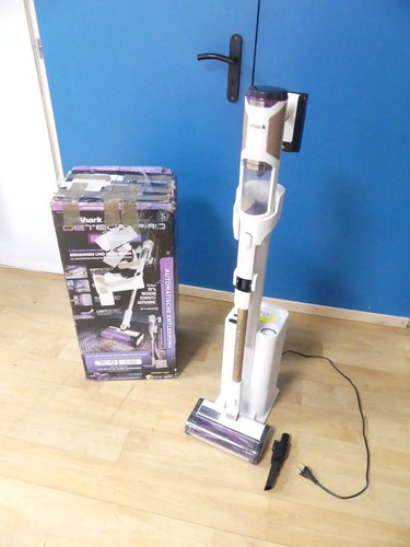 Aspirateur balai shark - balai,