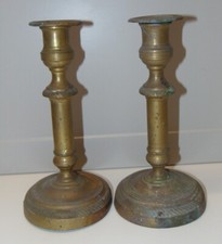 -2 ANCIENS BOUGEOIRS BRONZE