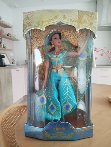 Poupée disney jasmine - poupée,