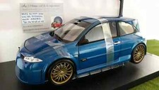 RENAULT MEGANE VAMPIRE bleu