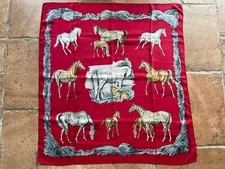 Foulard Hermès en soie