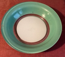 Grand plat rond et creux Duralex verre teinté vert fond blanc vintage