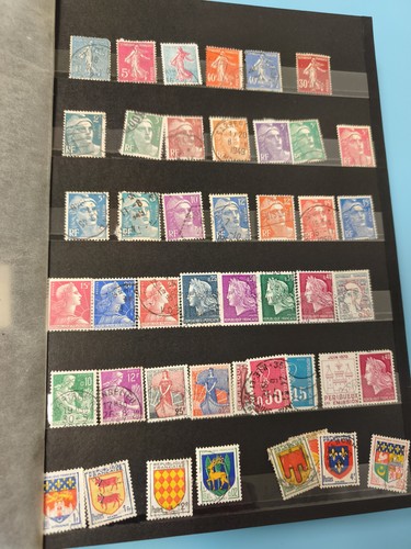 Lot anciens timbres