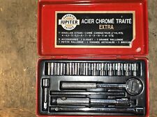 Petit coffret ancien vintage clé cliquet 11 douilles acier chromé traité extra