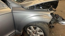 Aile avant droit AUDI Q7 1