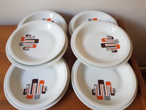 Assiettes plates et 6 - et,