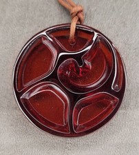 Collier pendentif LALIQUE vintage LARGE TOURBILLON CRISTAL rouge  profond  signé