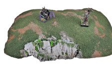 Colline : Décor wargame peint & floqué (9ème Age, Warhammer ,old world, AOS...
