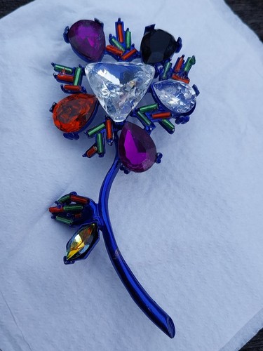 Broche christian lacroix - broche,