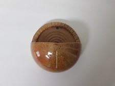 Bénitier en céramique signé