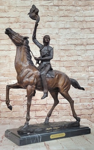 Sculpture statue bronze - sculpture,