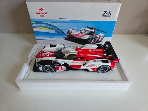 Spark toyota gr010 - 1/18,