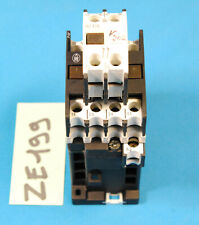 Contacteur électrique à bobine de commande 24v DC KLOCKNER MOELLER DILR40 (ZE199