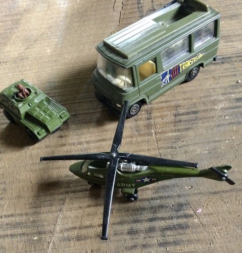 Véhicules militaires - 3, militaires.