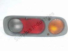 FEU ARRIERE GAUCHE NISSAN TERRANO 2 268590X000 / NE 13803