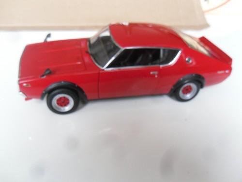 Nissan skyline 2000 kyosho - nissan,