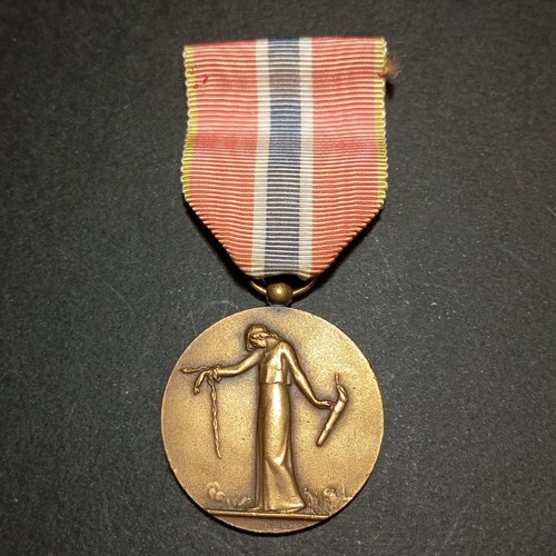 Médaille - n6/04/26, (ref30150)