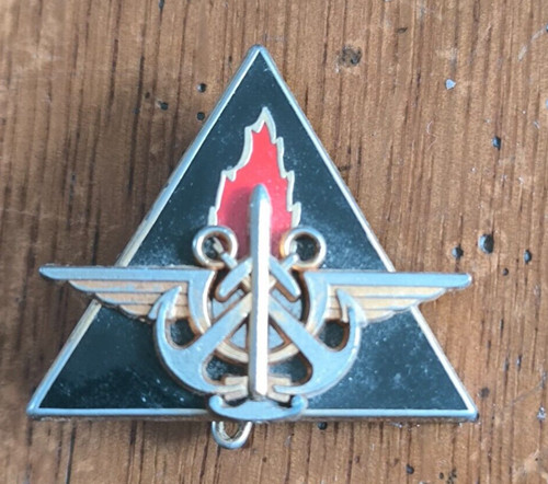 Insigne échelon central nedex - Échelon,