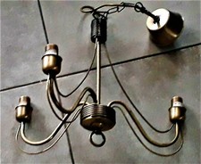 Ancien pafonnier lustre, 3 feux, en laiton patiné.