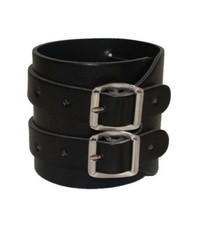 Bracelet de force homme. poignet de force.