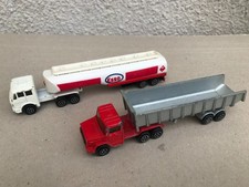 Lot de 2 Camions Majorette -