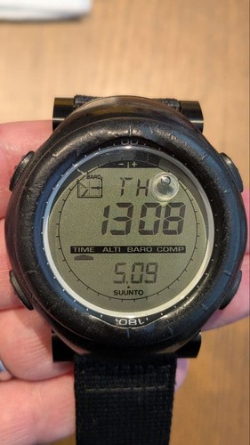 Montre vectorielle suunto - montre,