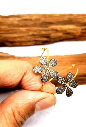 Diamant pavé fleur boucle - fleur,