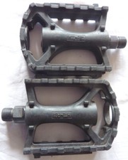 N.O.S.   PEDALES PLATES COMPOSITE HTI modèle P81