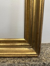 Cadre ancien 8F doré à