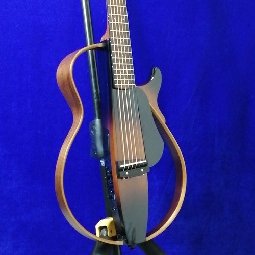 Guitare acoustique électrique
