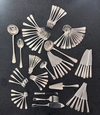 Ancienne ménagère  Christofle Art Déco  América Luc Lannel design  84 pieces