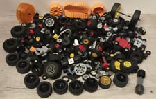 lot LEGO - pieces vrac - 1,7 kg kilo - roues voiture camion avion moto chenille