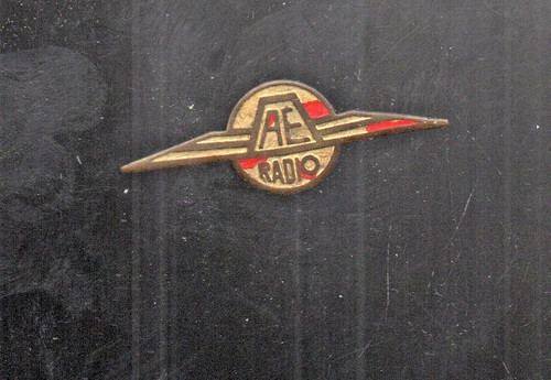 Ancien badge logo radio - ancien,