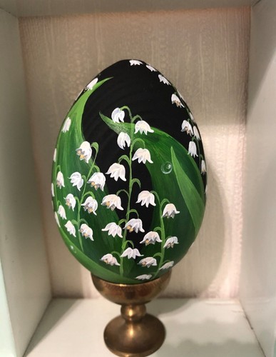 Oeuf pâques muguet de - de,