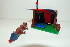 tente de siége,bélier,sylmibloc,chateau fort,médival,moyen age,soldat