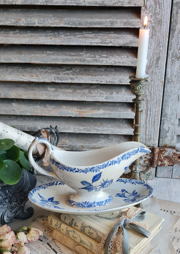Ancienne sauciere terre fer - ancienne,