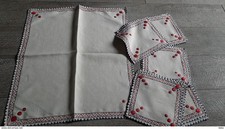service à thé nappe brodée + 12 serviettes ou napperons vintage broderie main