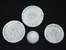 Lot assiettes creuses plates