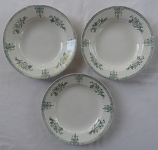 3 Assiettes en faïence fine