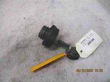 Bouchon reservoir a carburant 90501145 Opel CORSA B
