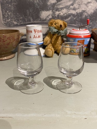 Petits verres liqueur - -,