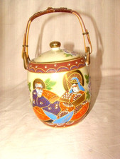 pot à biscuit en porcelaine