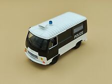 1/43 Peugeot J7 "Police" 1970 "Véhicules Utilitaires" IXO Altaya